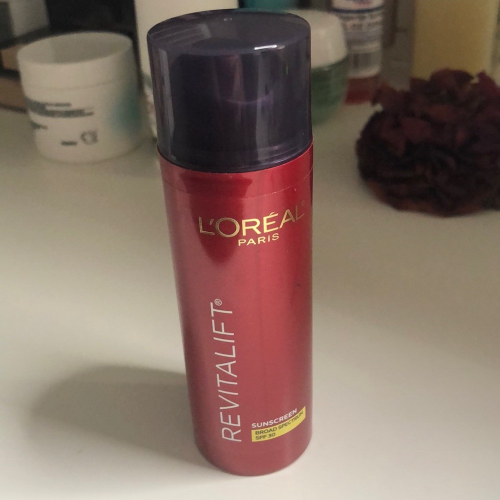 NEW! L'Oreal Revitalift Triple Power
